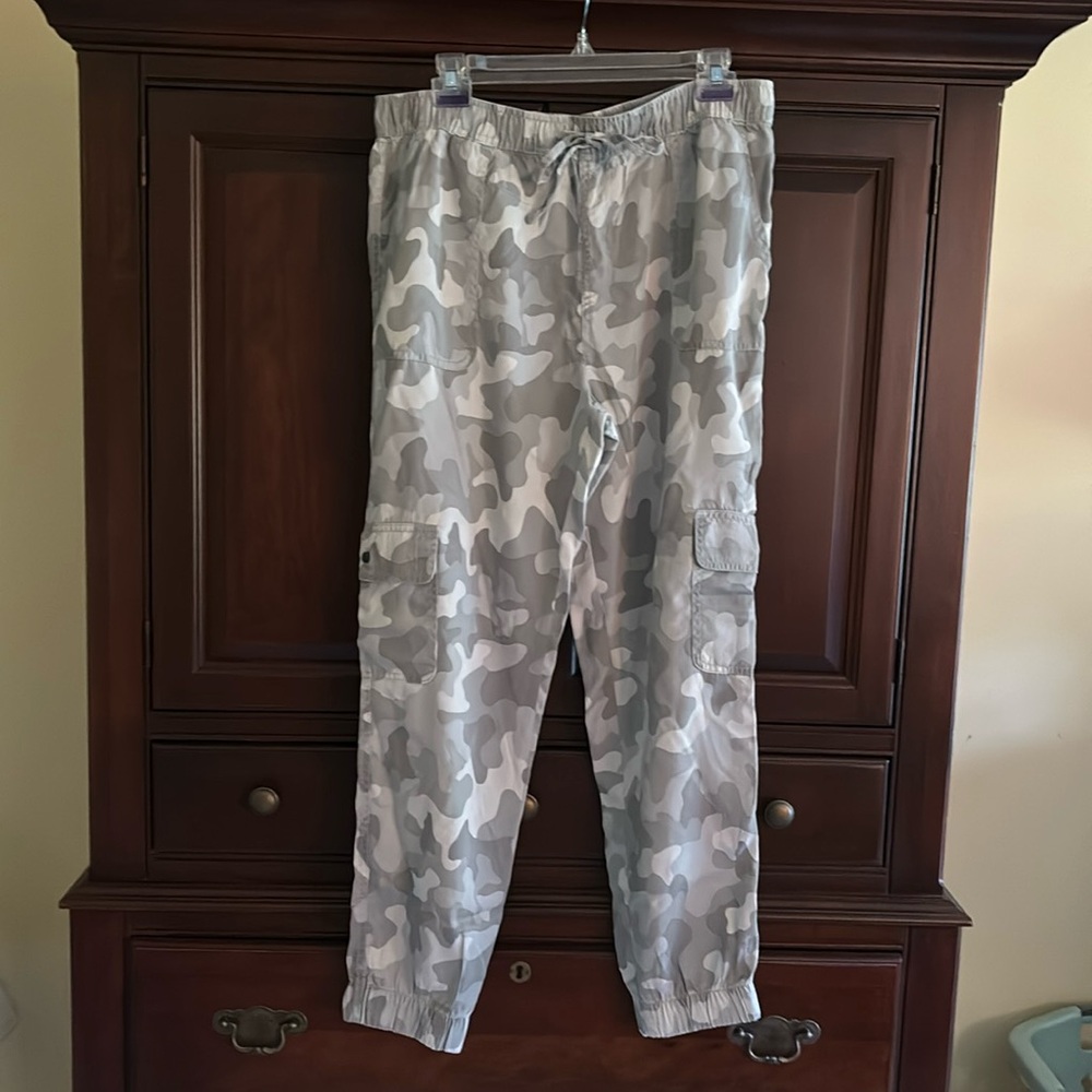 Large drawstring cargo joggers in silver gray and white. Silky feeling/ pockets